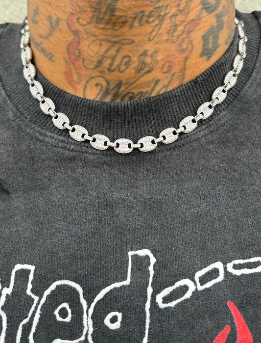 Studded mariner