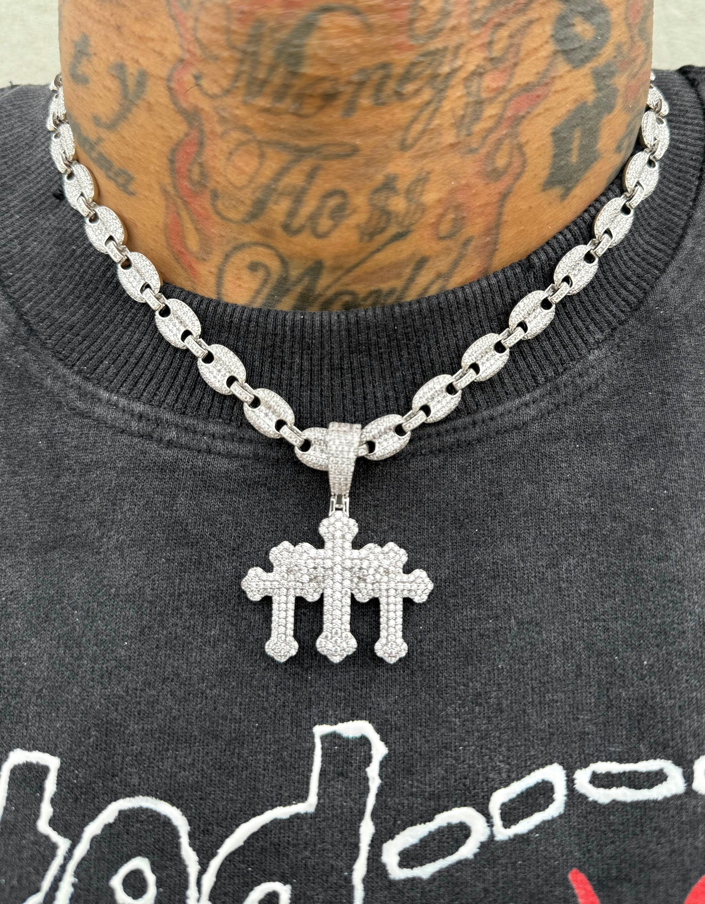 Studded mariner