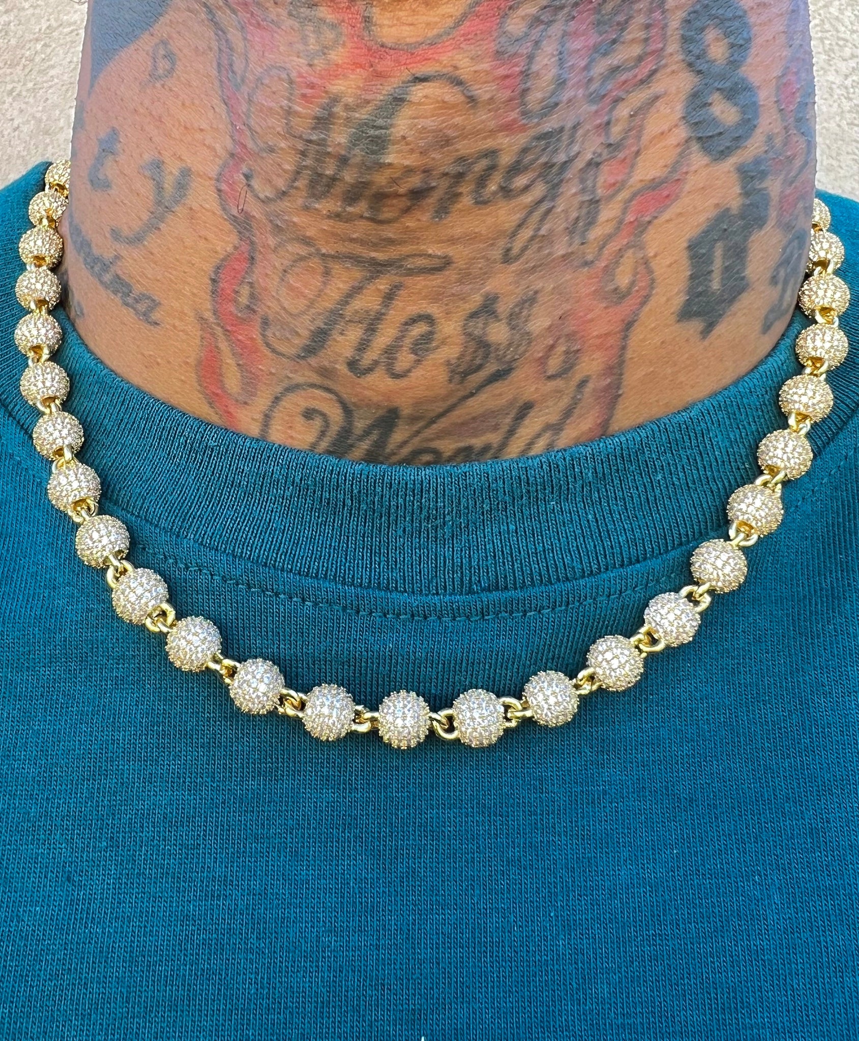 Hotshot ball chain gold